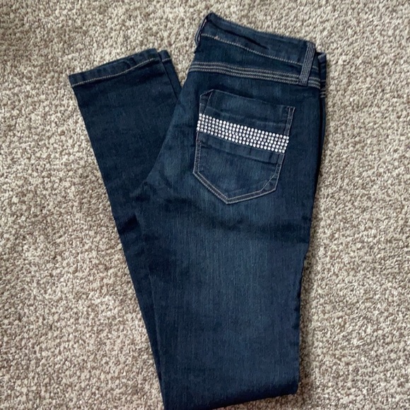Bebe Jeans. Size 28. Wore once. In excellent condition. - Picture 1 of 5